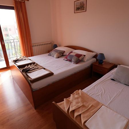 Apartments Perina 希贝尼克 外观 照片