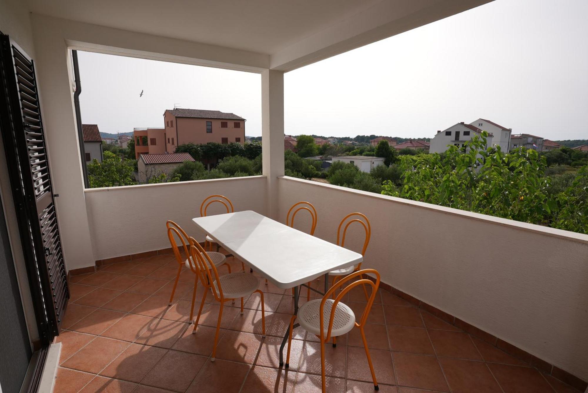 Apartments Perina 希贝尼克 外观 照片