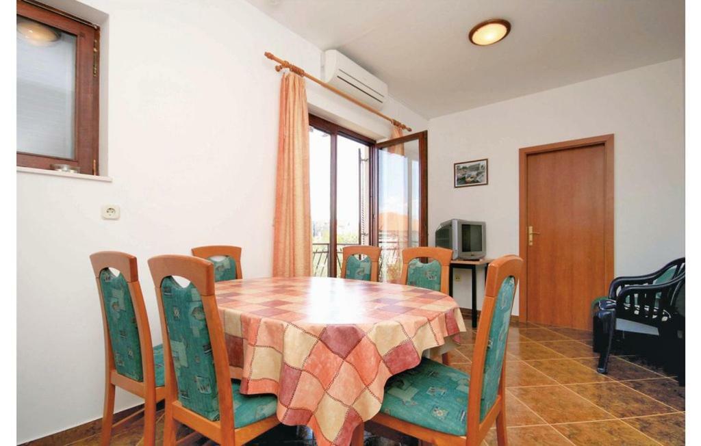 Apartments Perina 希贝尼克 外观 照片